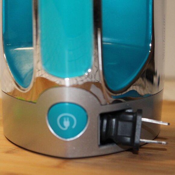 Sunbeam Turbo Steam Master Prof Iron Silver/Blue Model GCSBSP-201 Retractable Co - Picture 4 of 13